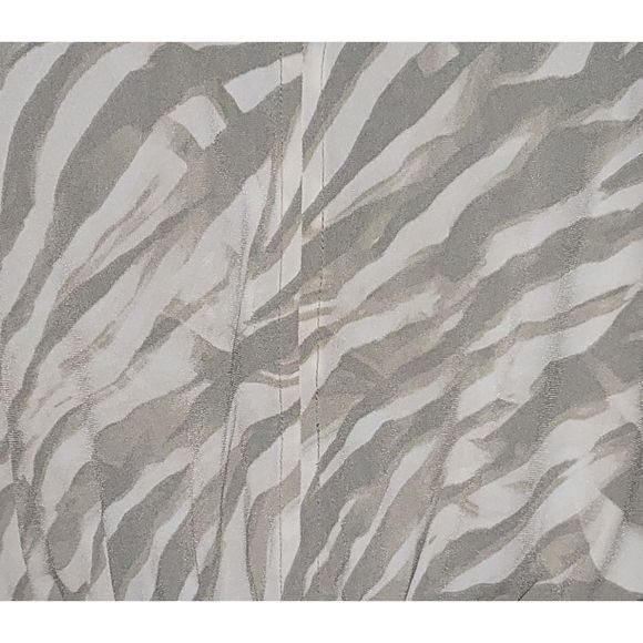 SIMPLY VERAWANG Sz XL Gray/White Zebra Print Watercolor Blouse Peplum Waist NWT - Picture 5 of 9